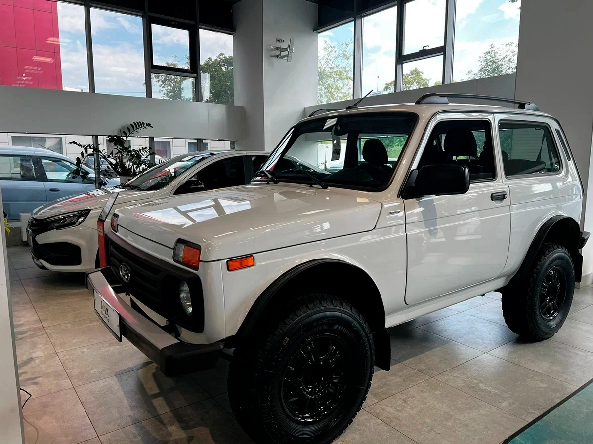 Lada Niva Legend Bronto с автосалона по цене от 910 000 рублей