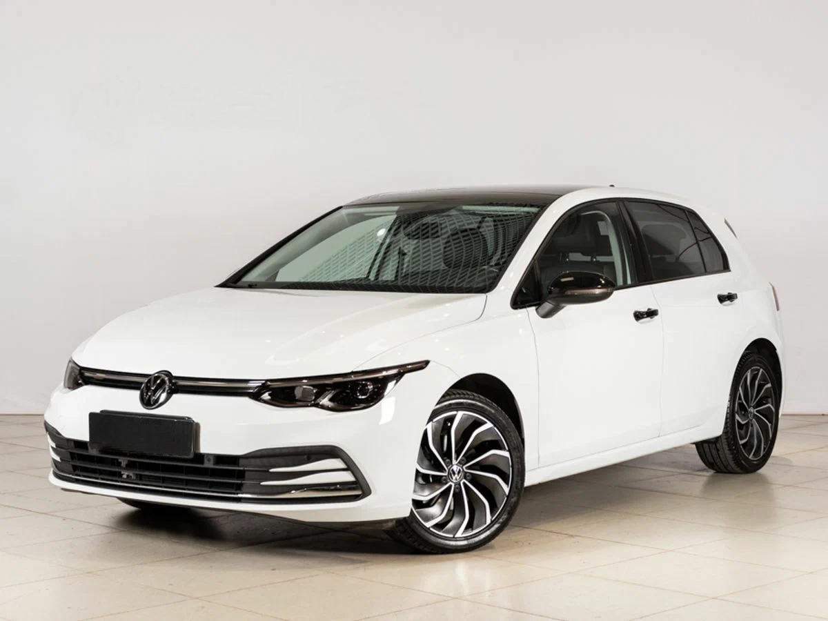 Volkswagen Golf купить по цене от 4 291 000 рублей